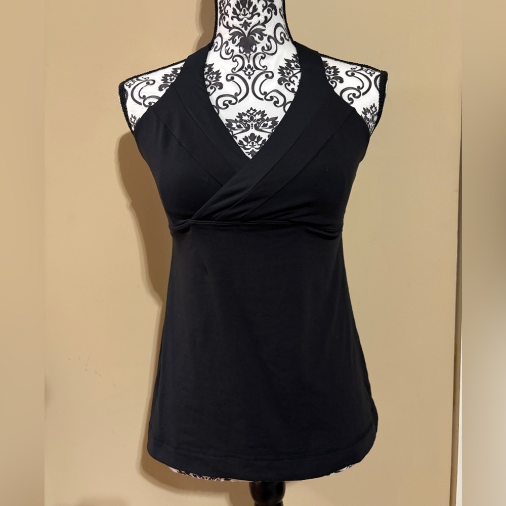 Lululemon Luxtreme Deep Breath Racerback Tank Black size 8